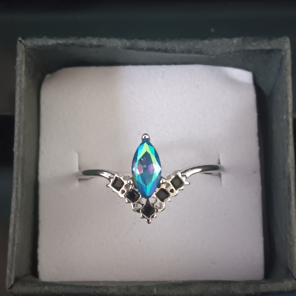 Stunning Mystic Topaz & Black Crystal Ring (Size 9)
